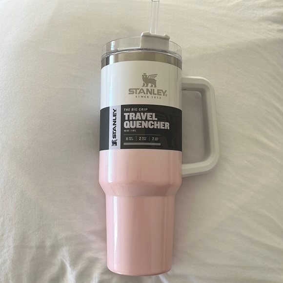 Stanley Other - Stanley 40 oz Travel Quencher in Pink Parfait Ombre